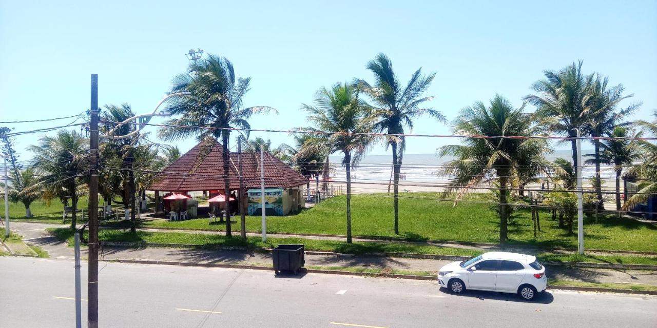 Apto Aluguel Na Temporada Pe Na Areia Peruibe Sp Buitenkant foto
