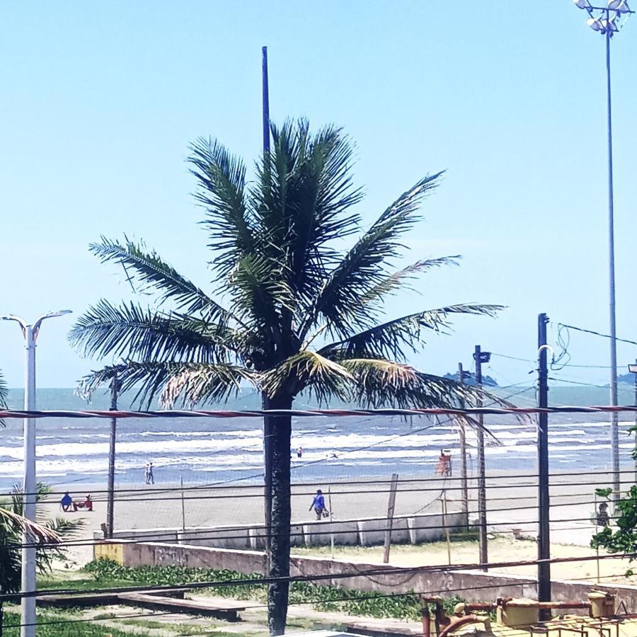 Apto Aluguel Na Temporada Pe Na Areia Peruibe Sp Buitenkant foto